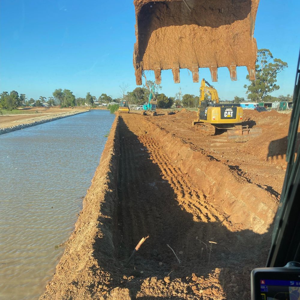 Aussie Buckets Excavator Attachments Supplier Mud Bucket